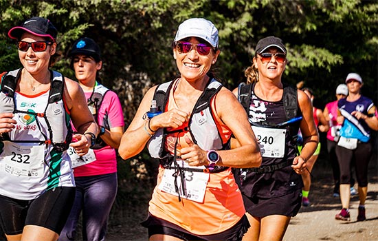 Customer buying CBD for arthritis and inflammation relief from Simple Garden CBD