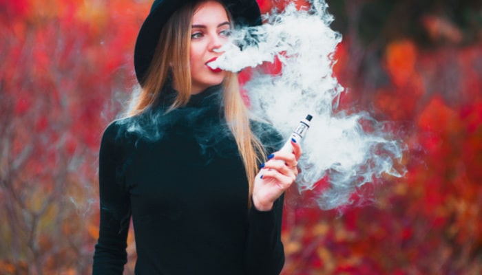 Woman placed order for HHC vape carts online in Anaheim, CA.